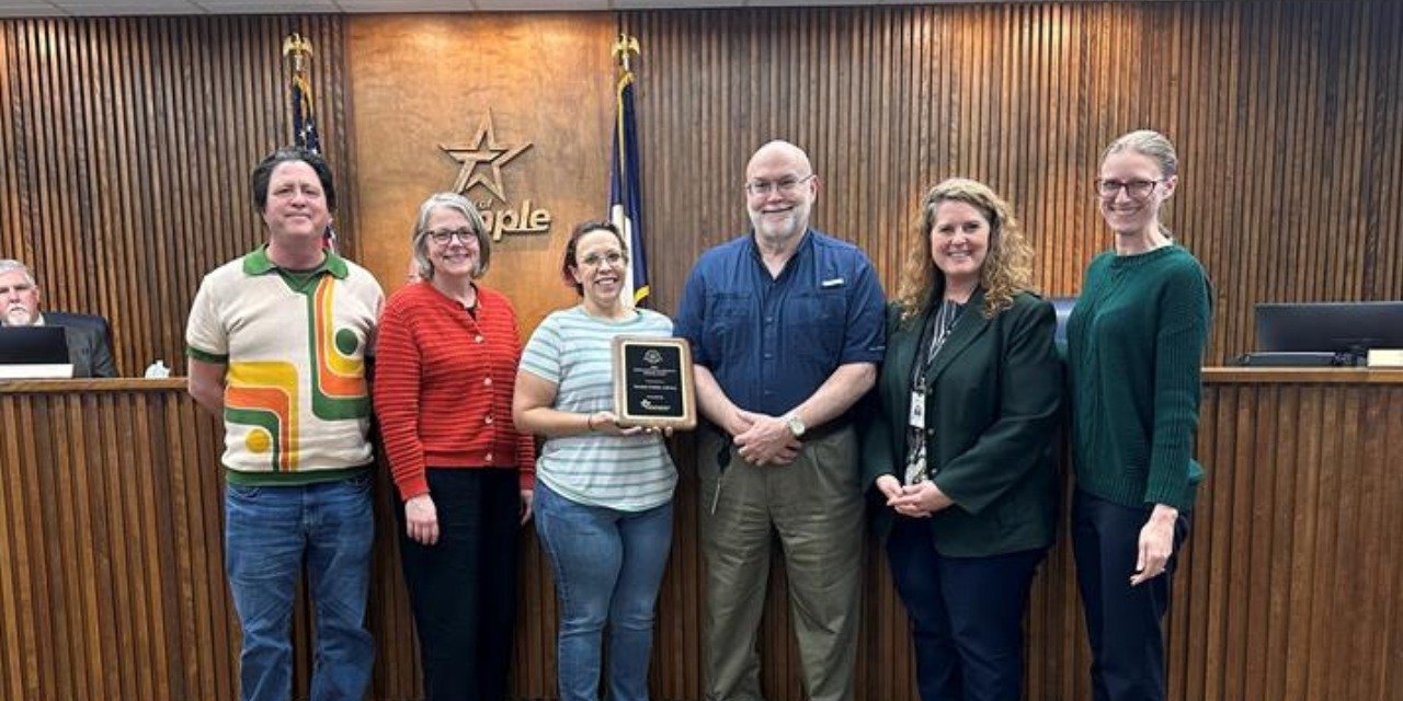 Temple Public Library Receives Achievement of Library Excellence Award