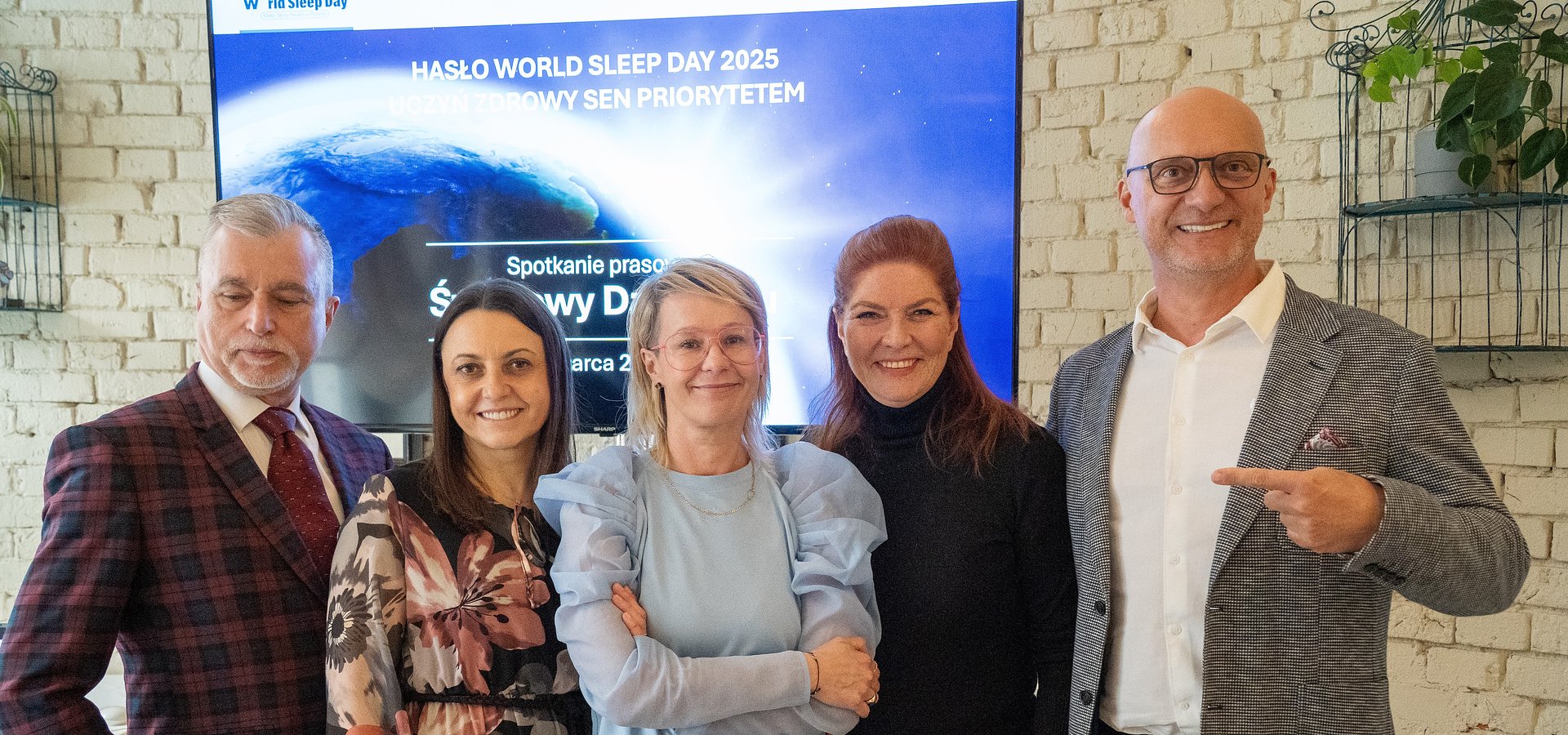 Dwie trzecie Polaków ma w swoim otoczeniu kogoś, kto chrapie