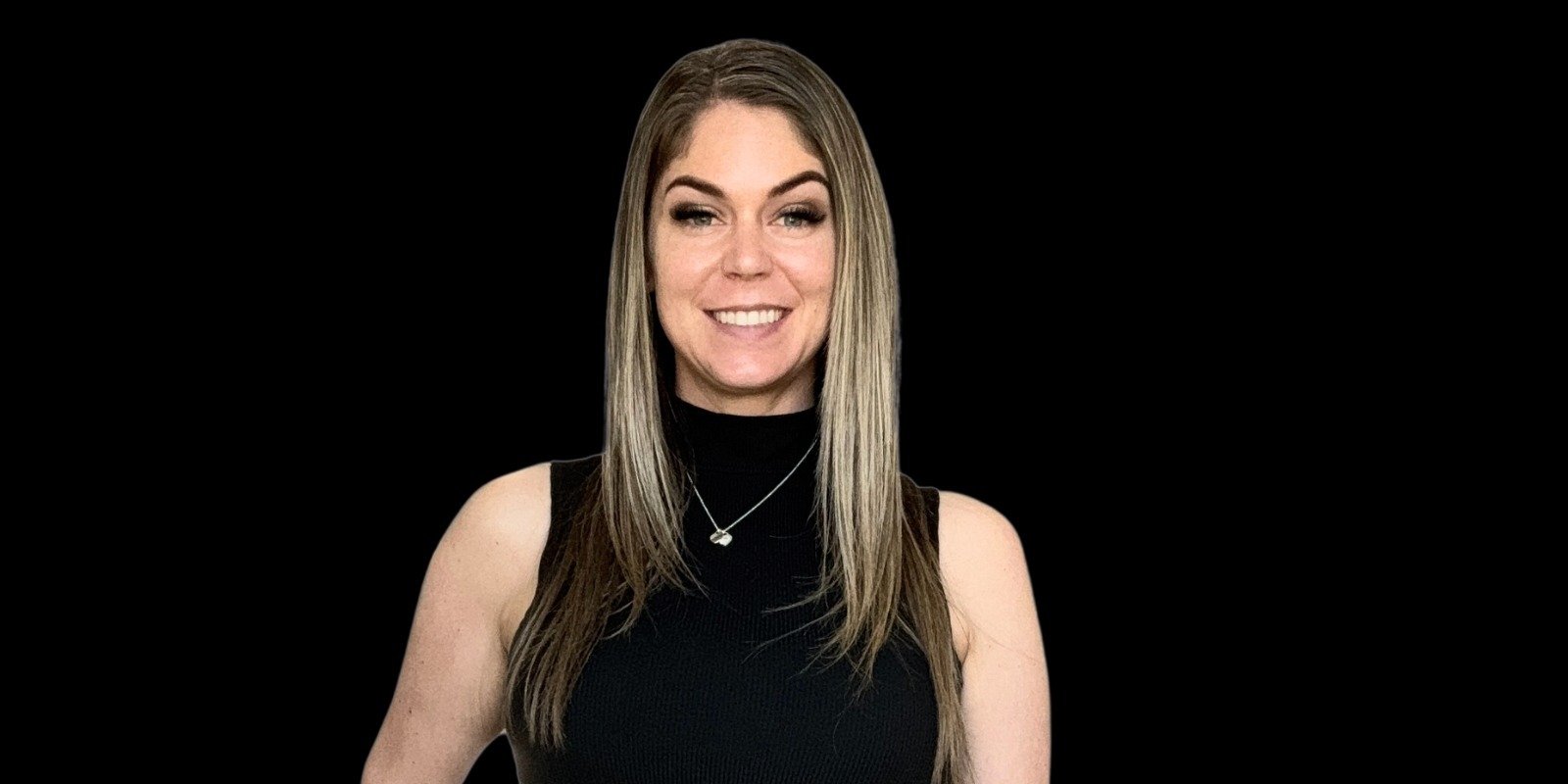 Tara McMullen Associates with the Lake Havasu Office of Coldwell Banker Realty