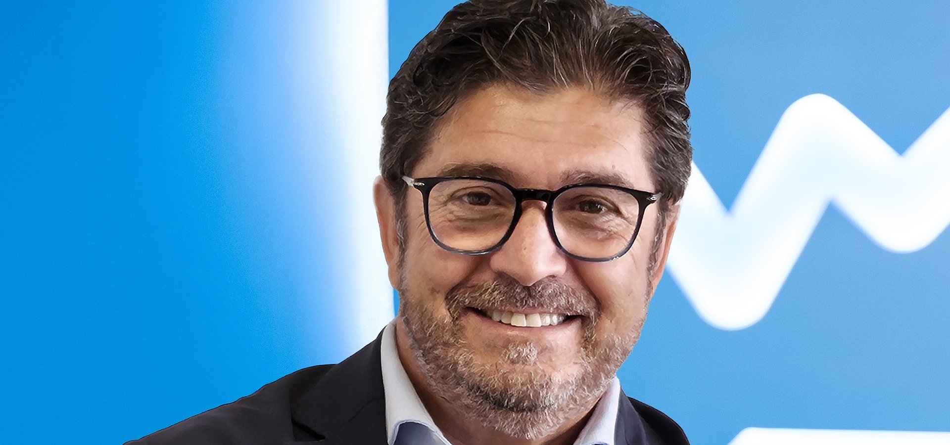 Doutor Finanças anuncia entrada em Espanha sob a liderança de Luis García