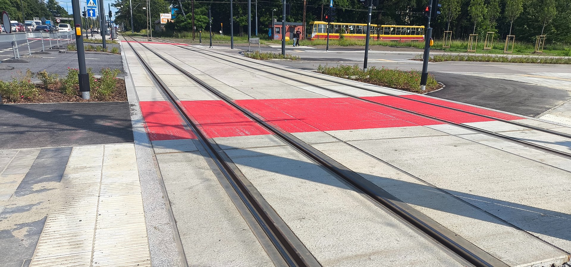 Bezpieczniej i ciszej na torach - remont przejazdu w Łodzi z wykorzystaniem technologii EPUISORAIL