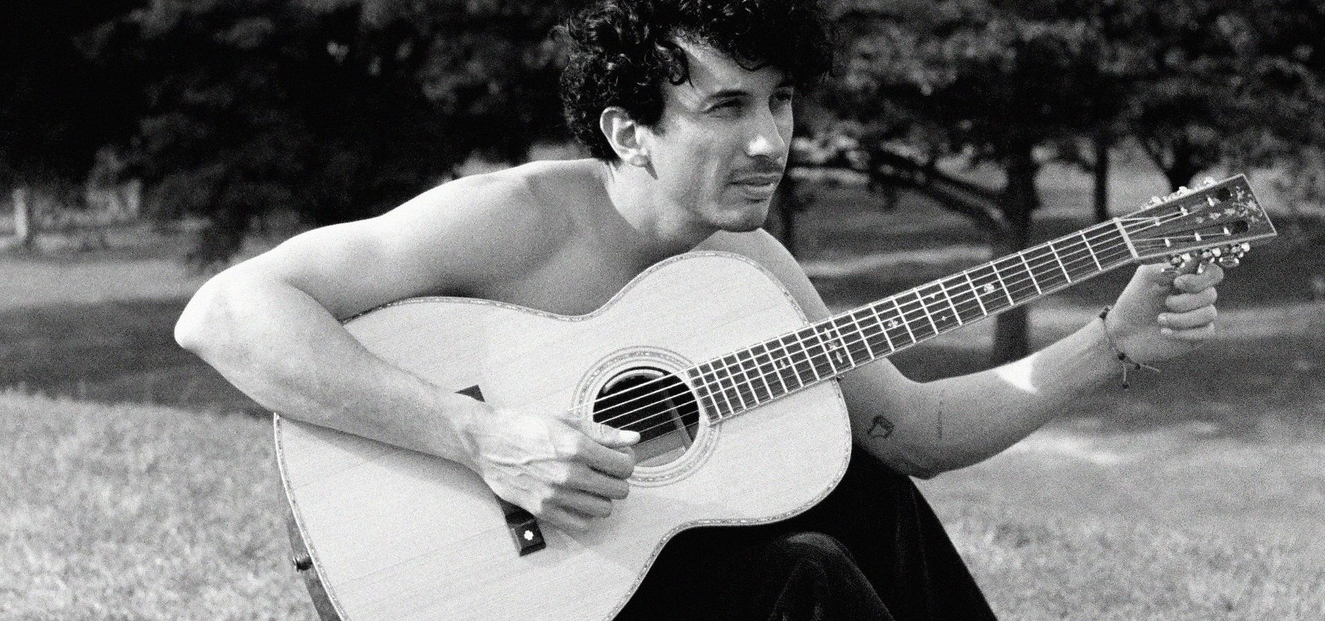 Gonza Silva: La nueva voz de la narrativa auténtica en el Pop Latino y el Folk Indie