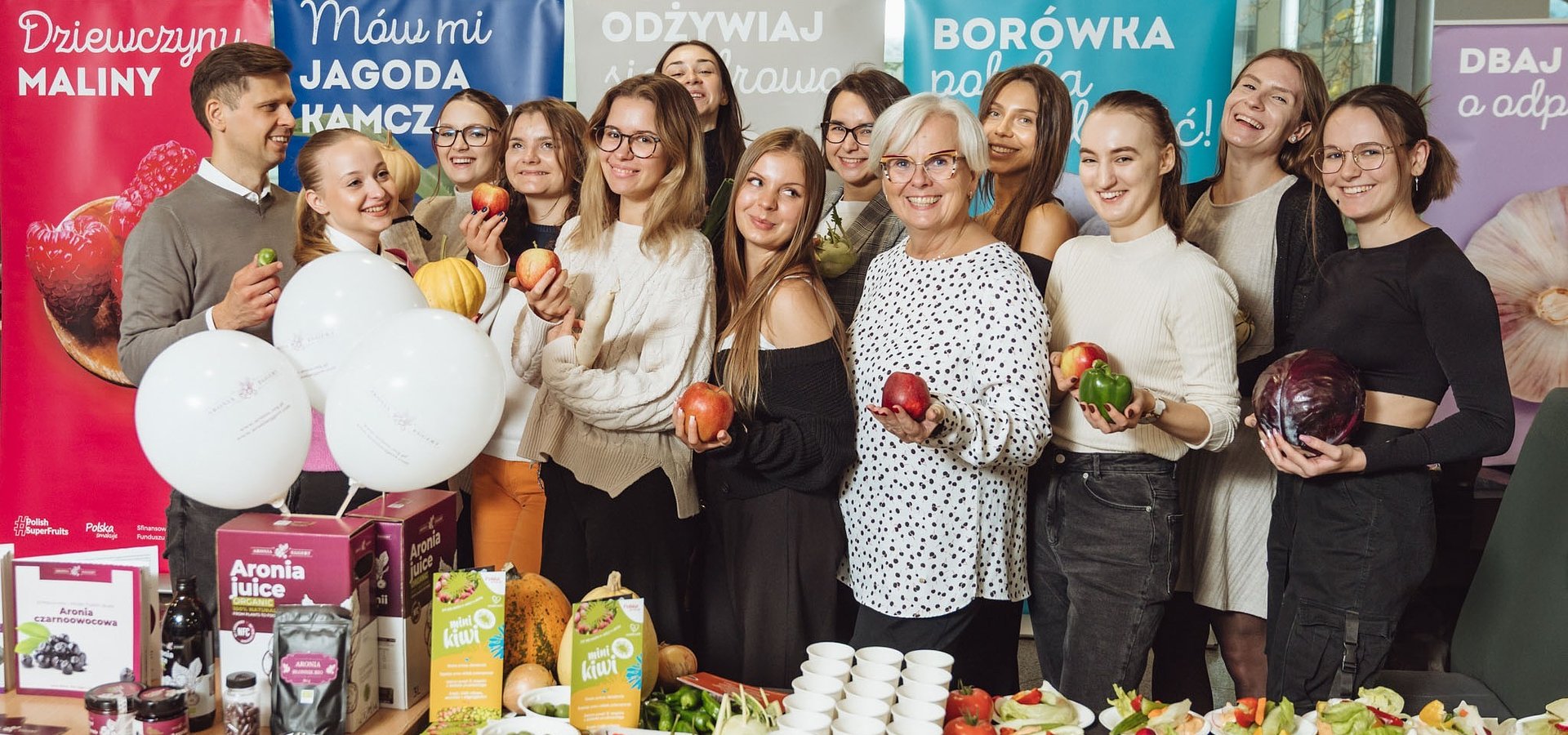 Warzywa i owoce w centrum uwagi - społeczność WUM świętowała Światowy Dzień Warzyw i Owoców