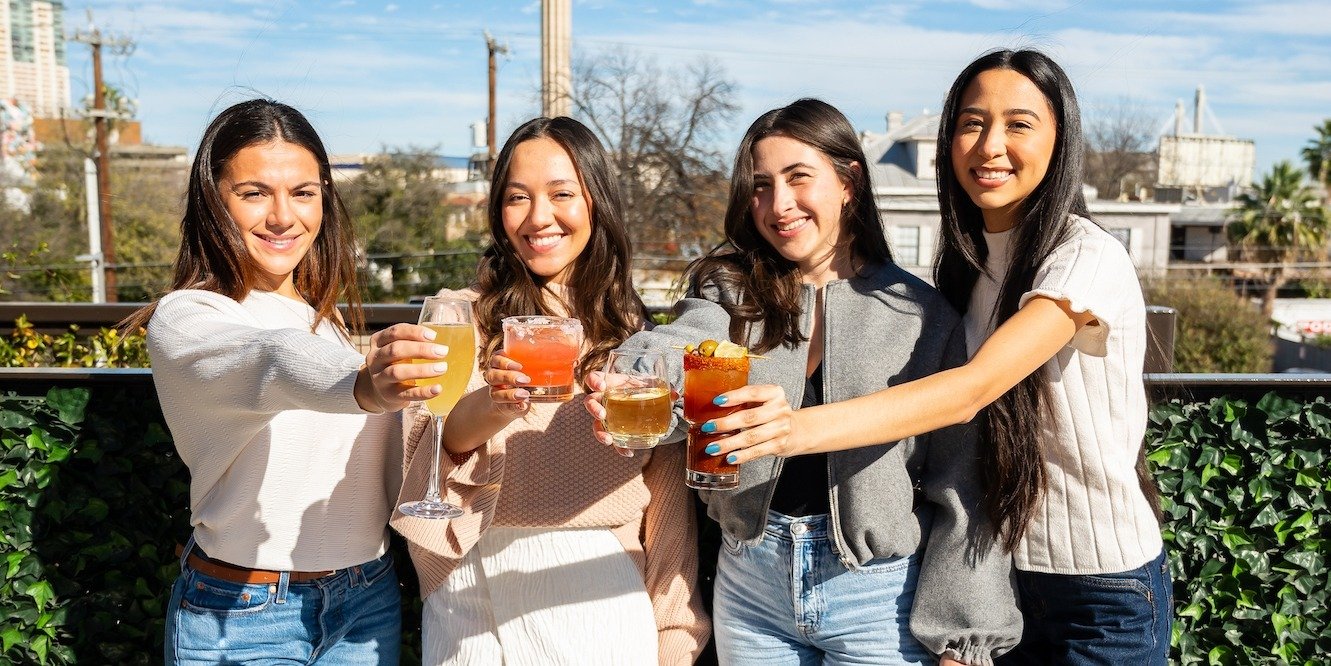 Southtown Rooftop Bar Announces The Return of Cozy Up Sundays