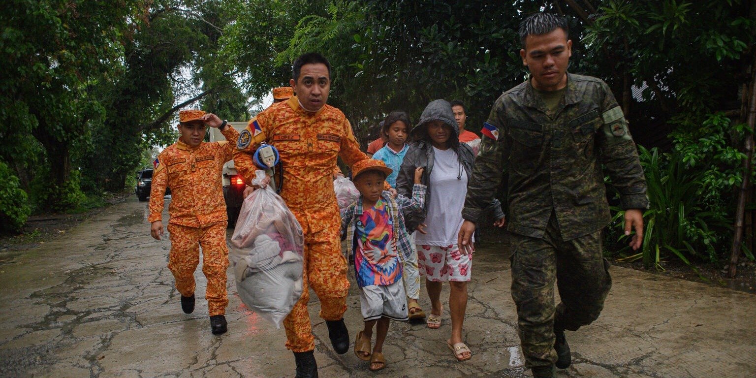 Ponad 1,7 mln dzieci dotkniętych skutkami supertajfunu na Filipinach