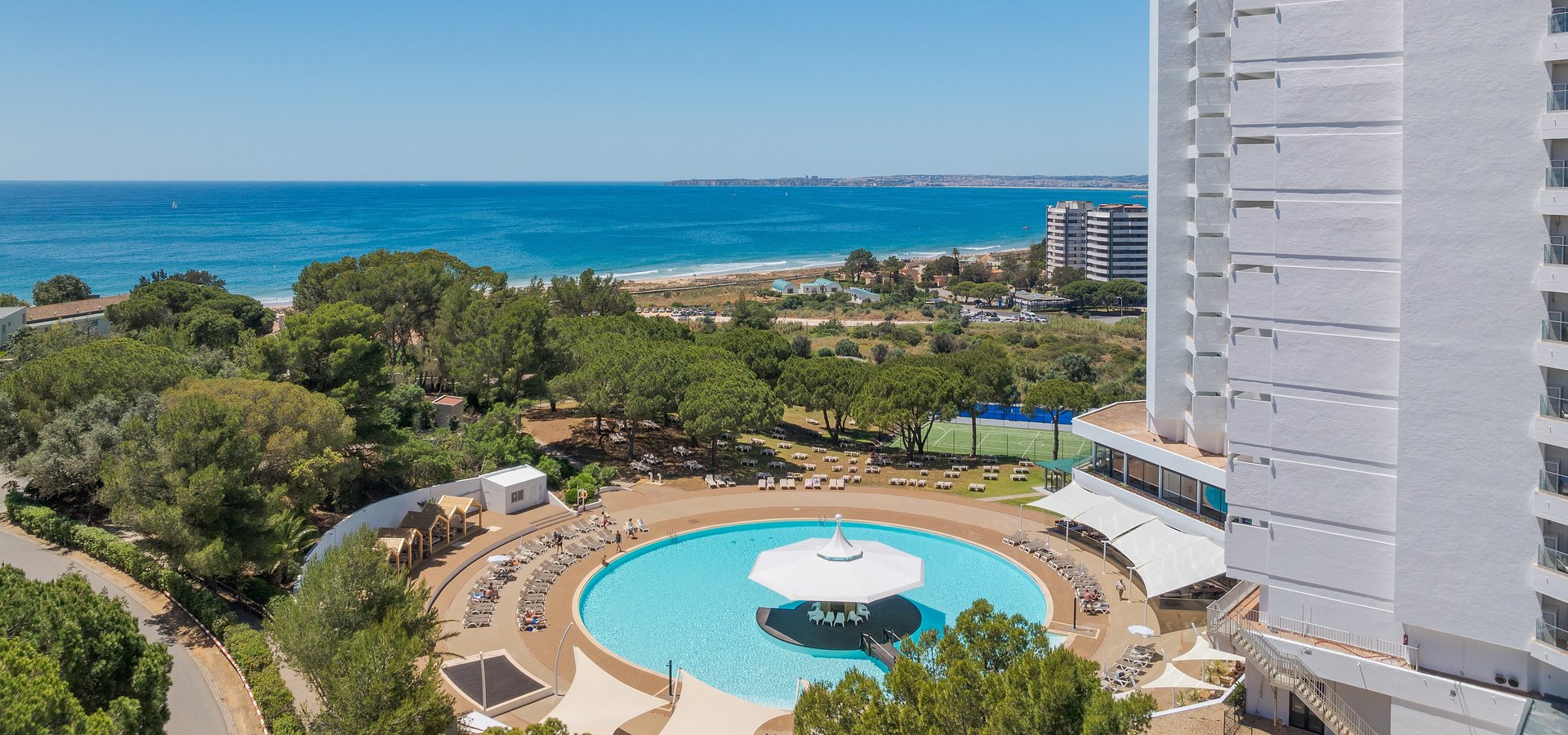 Pestana Blue Alvor Beach no Algarve com nova piscina interior