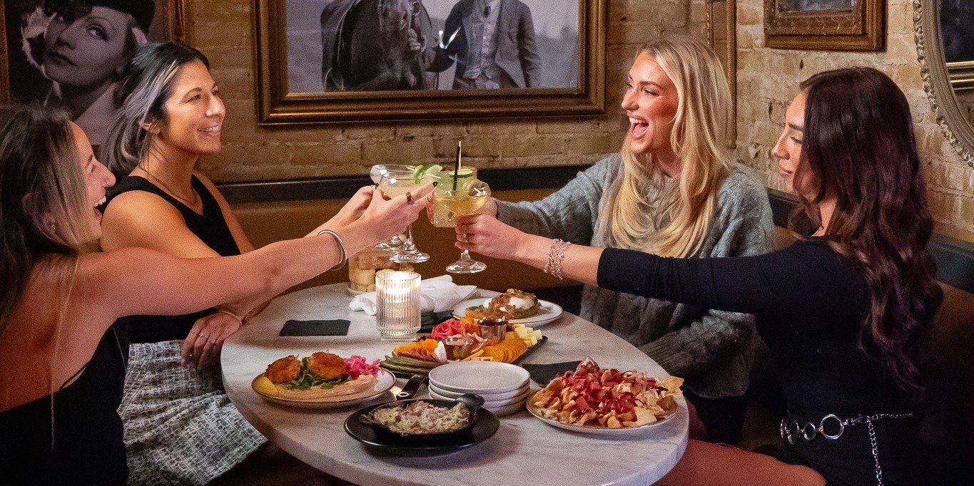 New Braunfels Vintage Speakeasy Welcomes 2026 with a Masquerade Celebration