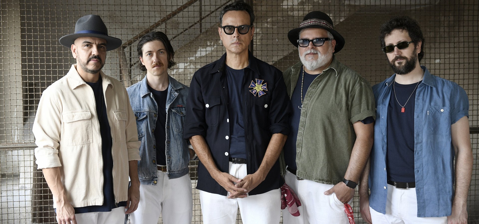 Tras una década, la icónica banda regia, Jumbo, lanza el sencillo “Voy a Quedarme” y anuncia tres presentaciones que no te puedes perder