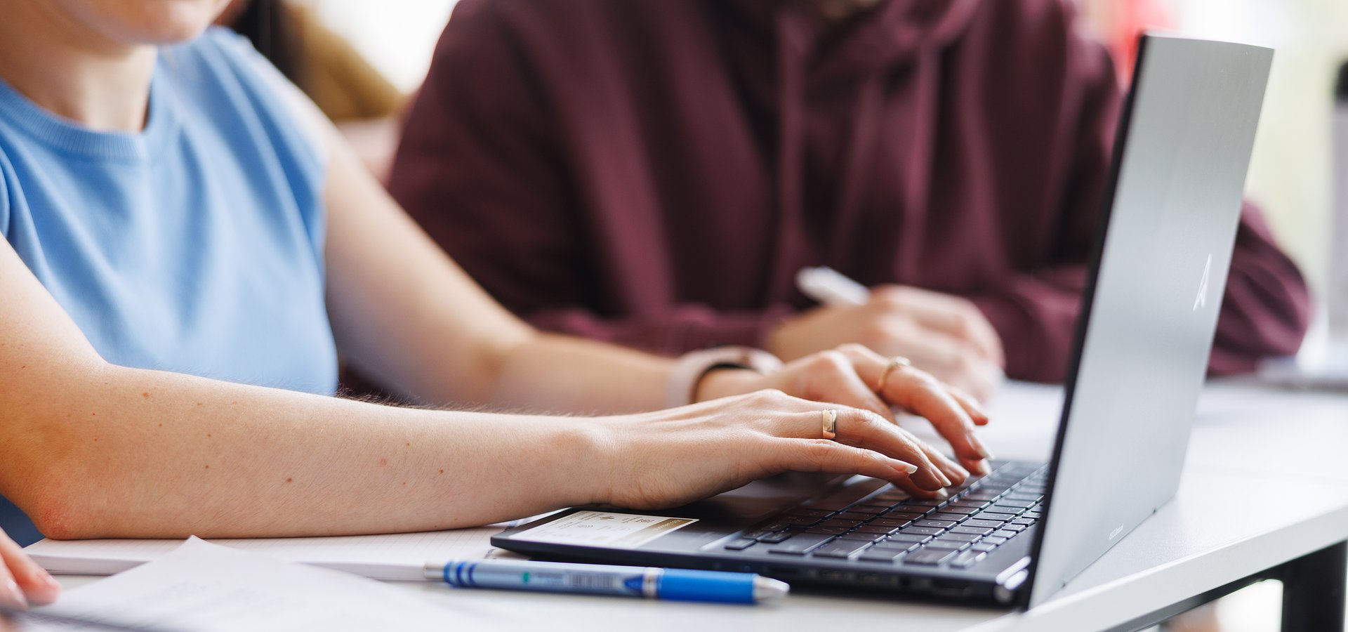 Ekspertka: Koniec anonimowości i wzrost kosztów. Wyrok TSUE zmusza marketerów do weryfikacji treści i zwiększa koszty operacyjne