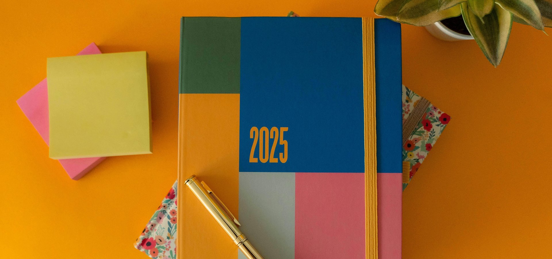 Praca pełna emocji. Przegląd najważniejszych tematów HR 2025 roku od Pracuj.pl