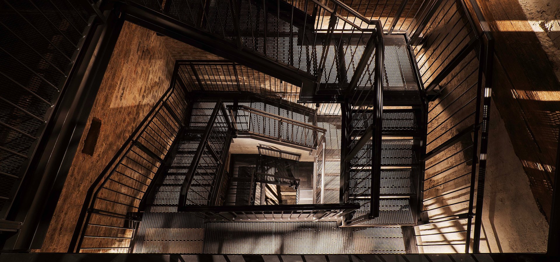 The Rediscovered Tower. The Restoration of the Torre degli Anziani in the Heart of Padua. A Project by Architettura Tommasi