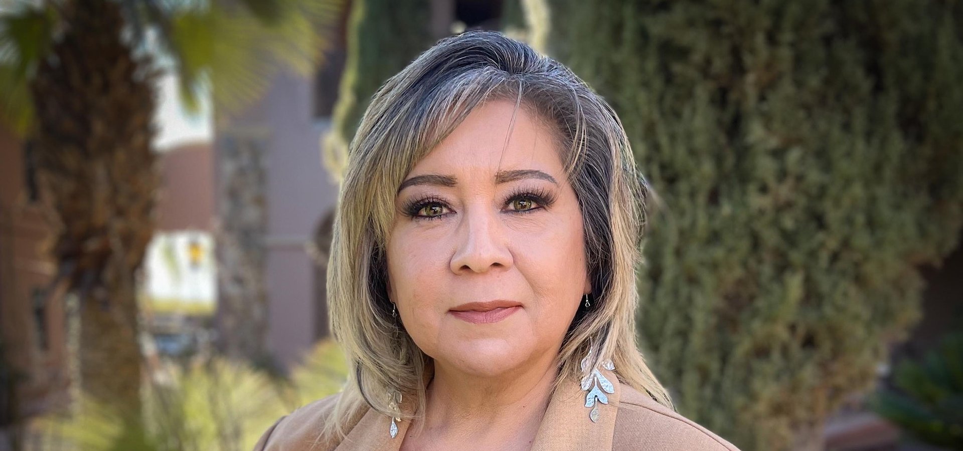 The U.S. House of Representatives Presents Eunice Gillis with Certificate of Special Congressional Recognition for Charitable Work