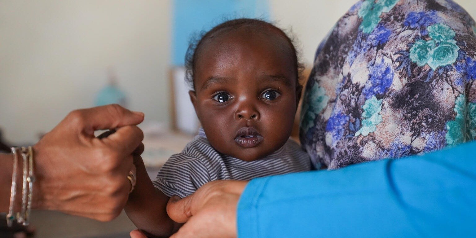 Dzieci w Darfurze pilnie potrzebują uwagi świata