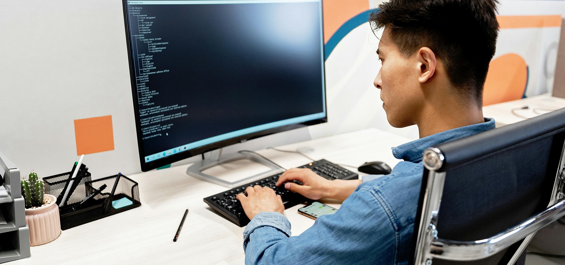 Rynek pracy IT w Polsce w 2025 roku – wyczekiwane odbicie i popyt na seniorów