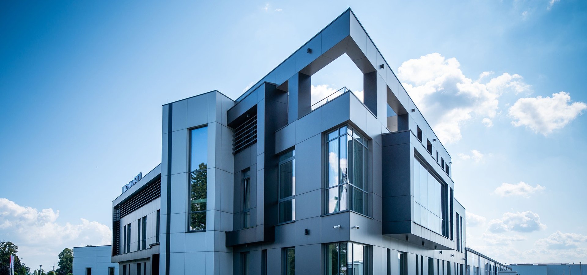 Kolejna inwestycja w Małopolsce: Pawbol po raz drugi korzysta z Polskiej Strefy Inwestycji