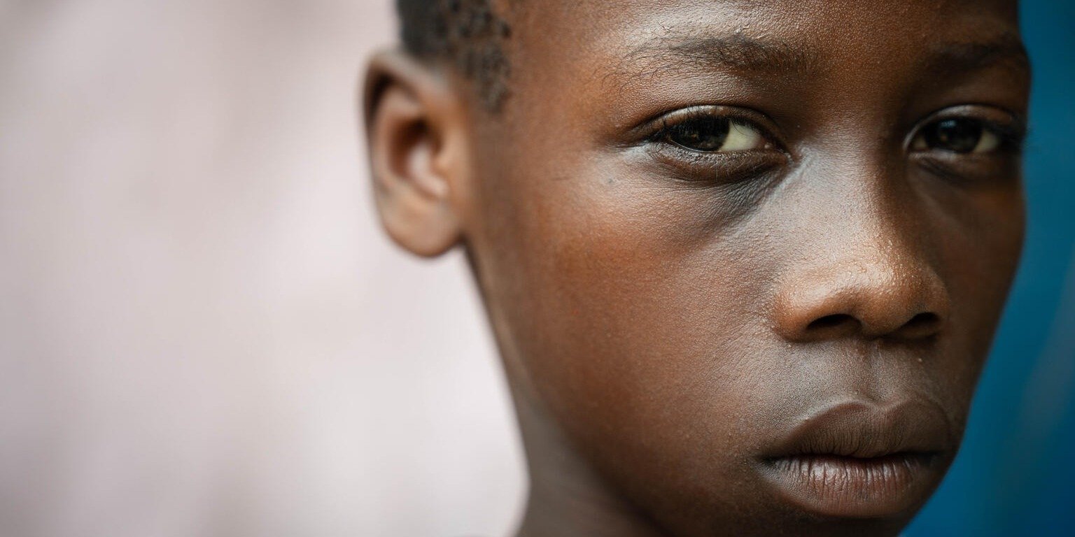 Więcej dzieci werbowanych przez grupy zbrojne na Haiti i w Kolumbii