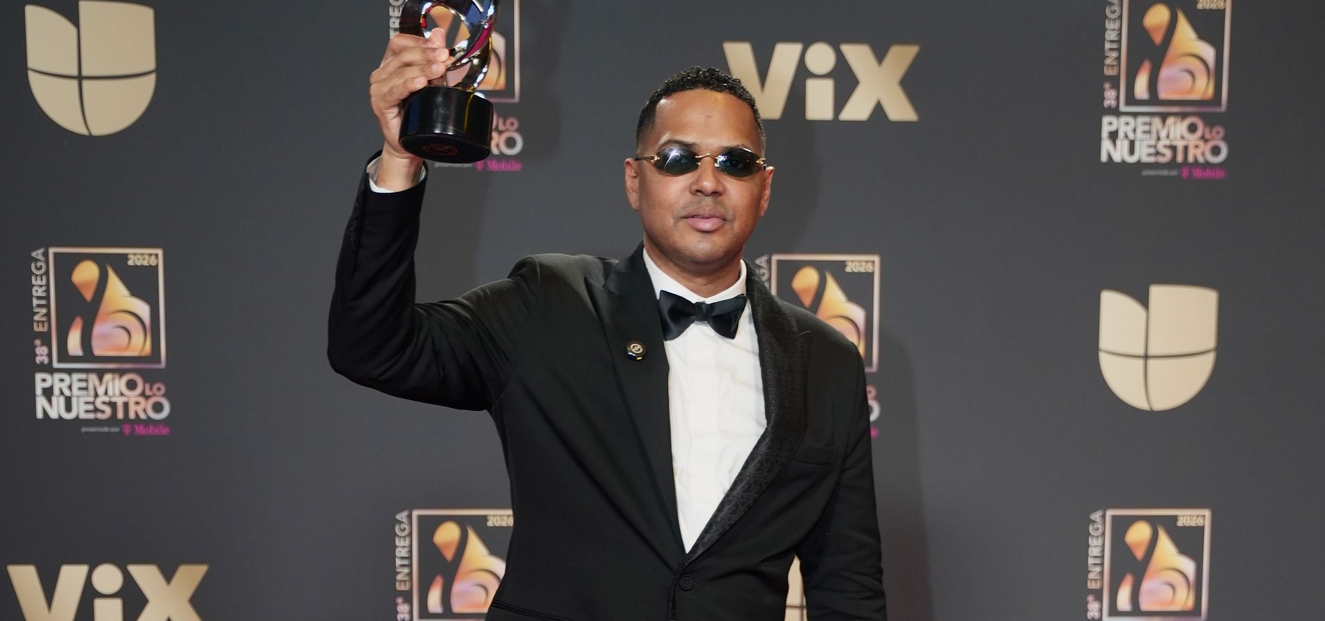 Alofoke Music gana su primer Premio Lo Nuestro y lanza “Súbelo”, su primer compilado oficial junto a Sony Music CAC