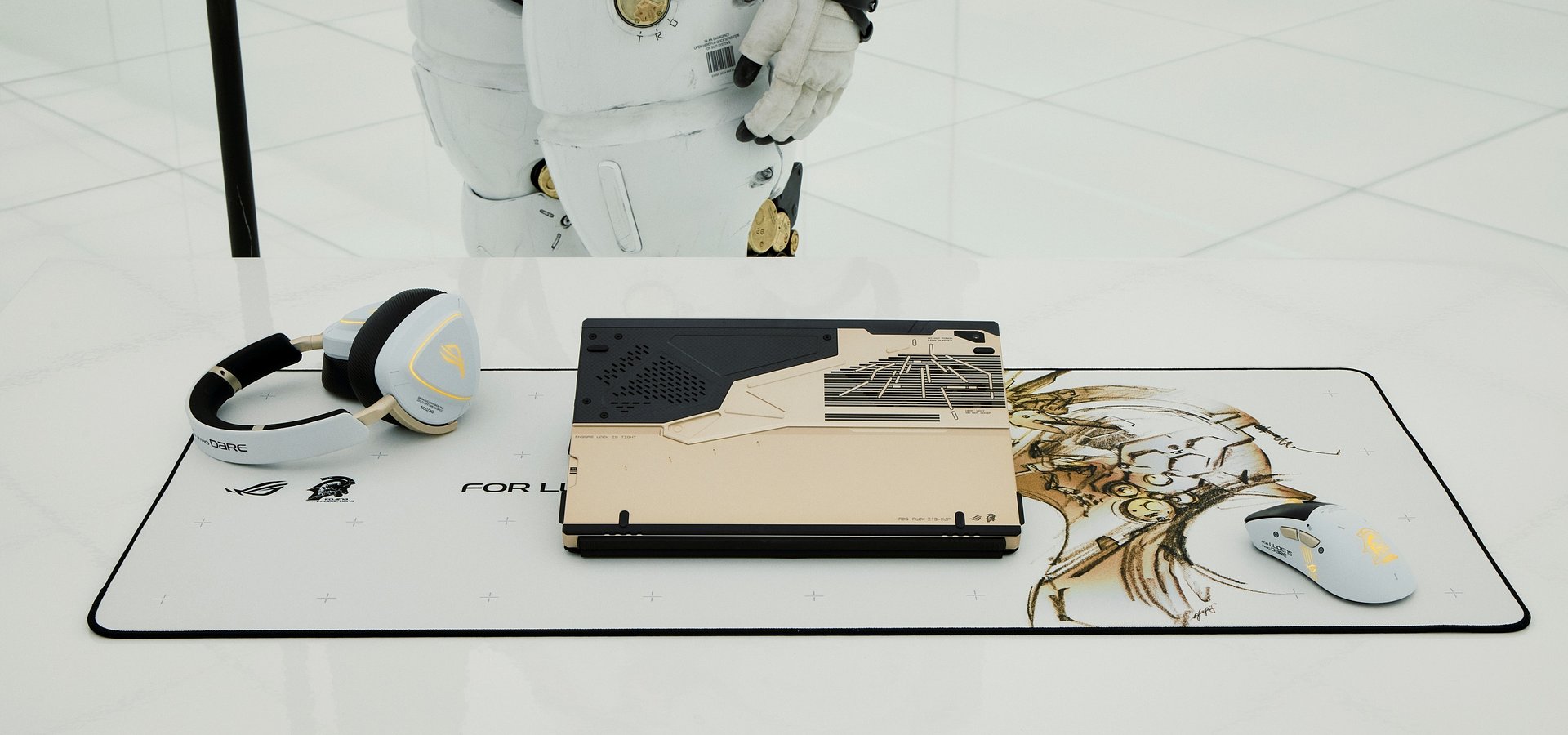 ASUS Republic of Gamers i KOJIMA PRODUCTIONS łączą siły - rusza sprzedaż nowej, efektownej linii sprzętu dla graczy