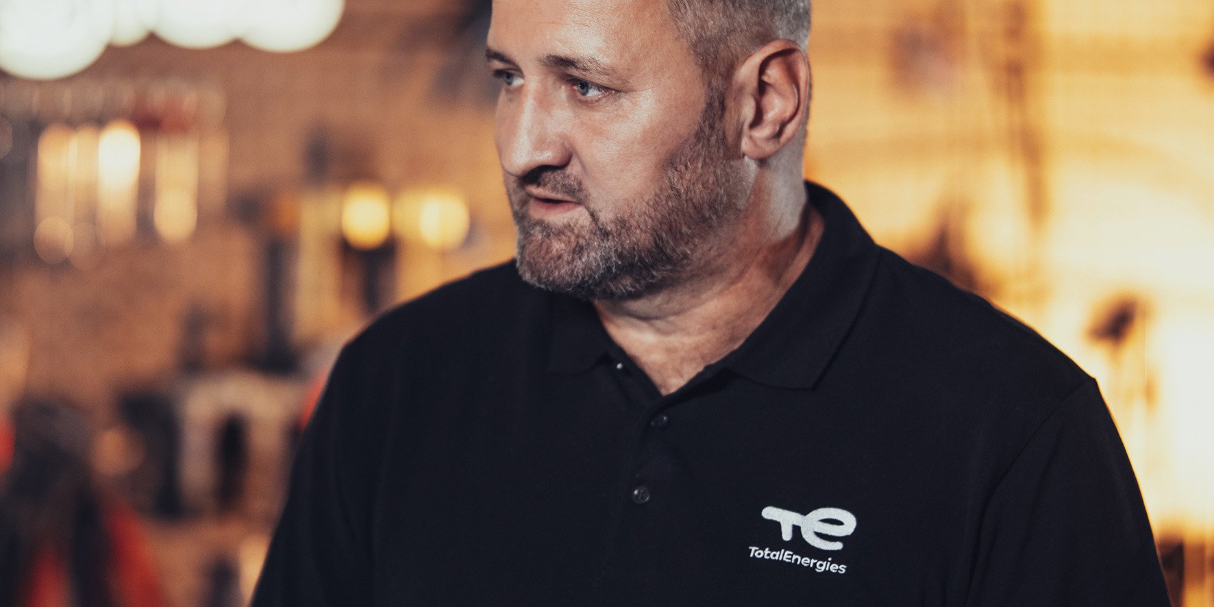 Black oil color is not a sign that it needs to be changed immediately