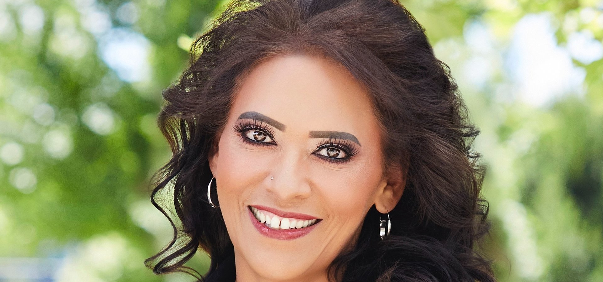 Cherylina Moore Associates with the North Scottsdale Office of Coldwell Banker Realty