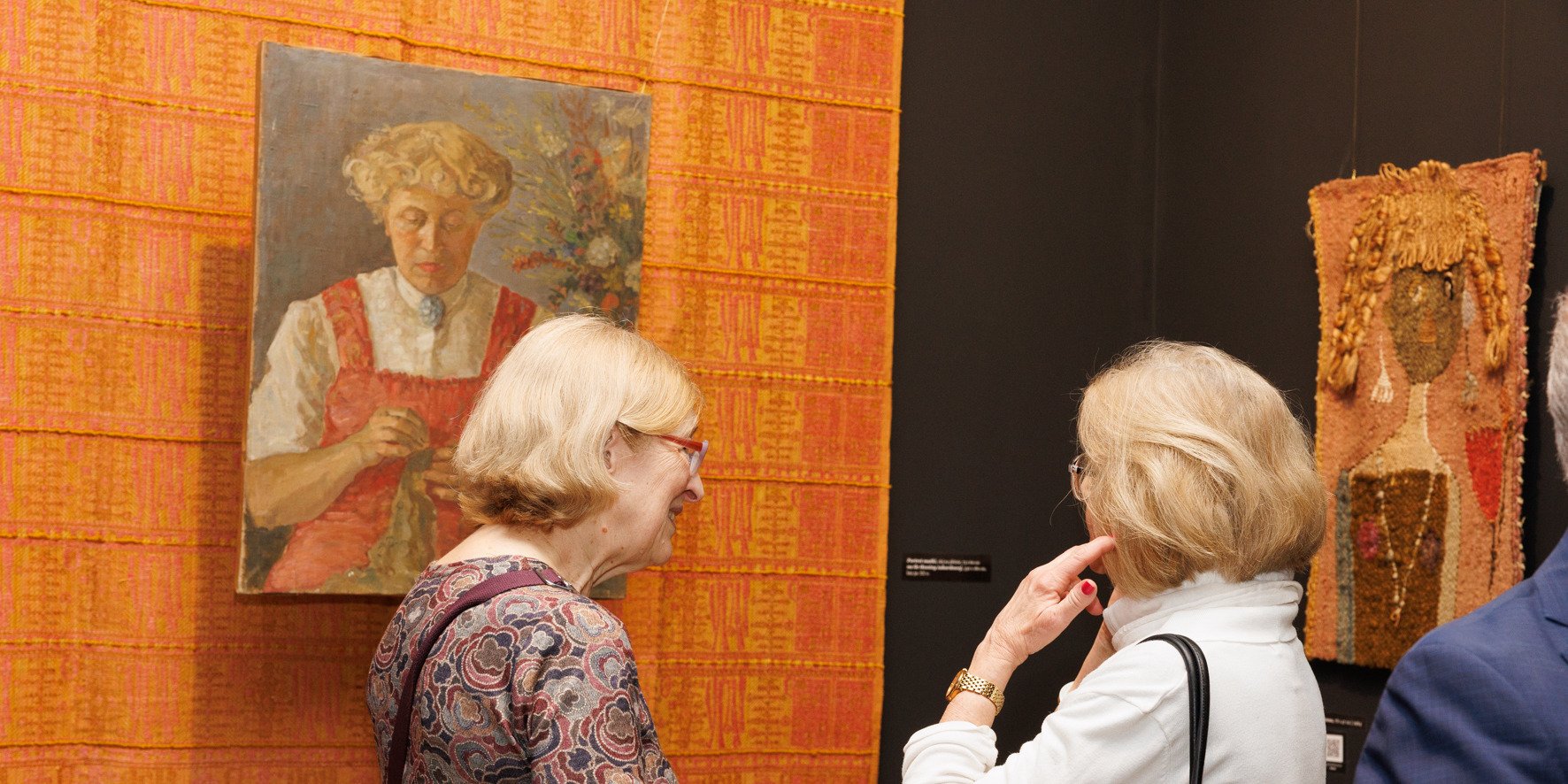 Finisaż wystawy „Krystyna Wojtyna-Drouet. Tkanina i poezja” – oprowadzanie kuratorskie i premiera katalogu