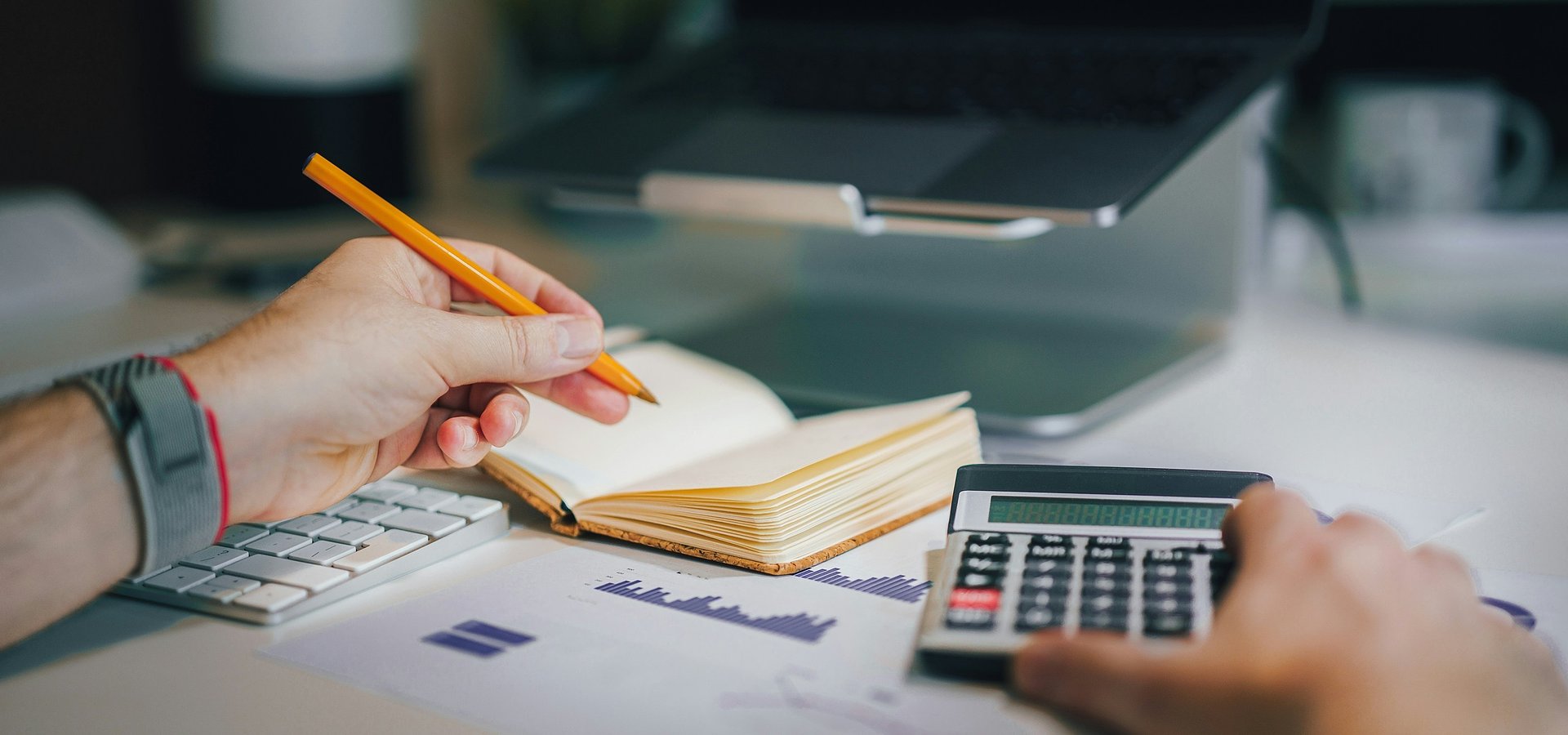 IRS com as categorias A e B: 8 dicas para evitar erros na declaração