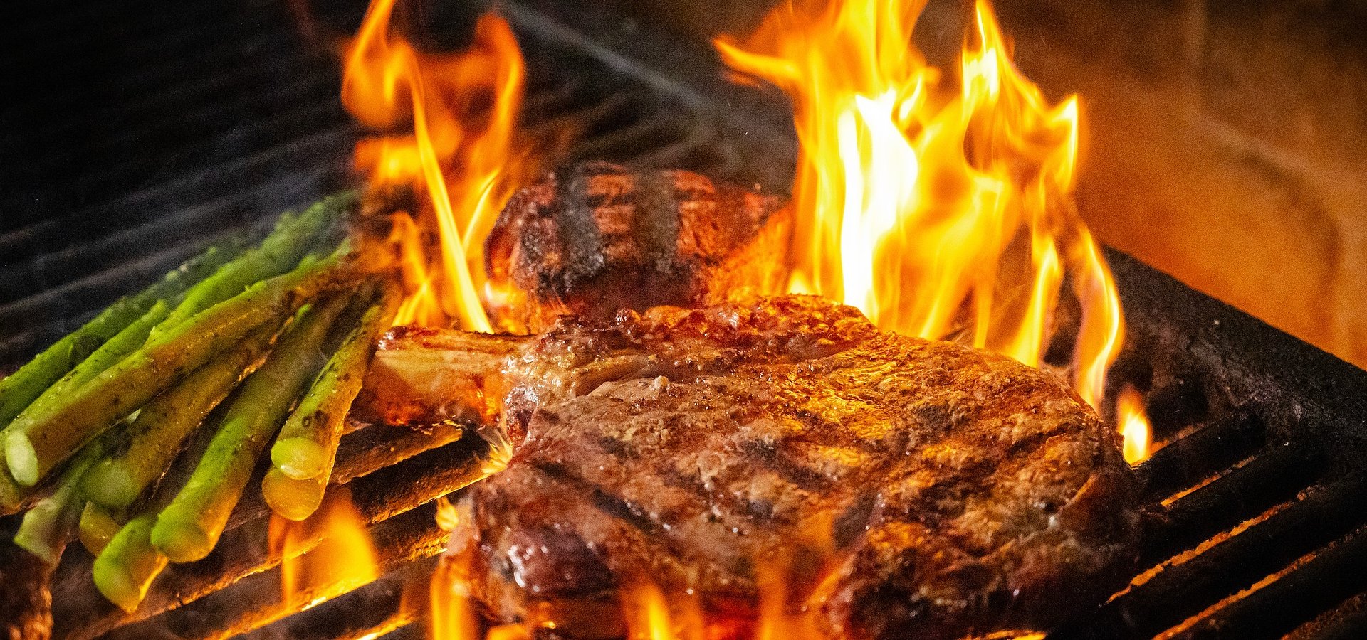 Maverick Texas Brasserie Celebrates National Steak Day with Exclusive Specials and Happy Hour Offerings