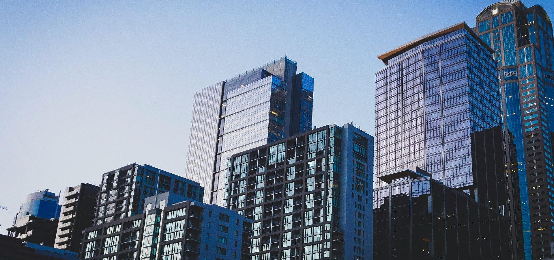 W 2025 r. wolumen transakcji inwestycyjnych w Europie Środkowo-Wschodniej sięgnął 11,8 mld EUR – za ożywieniem stoi kapitał krajowy