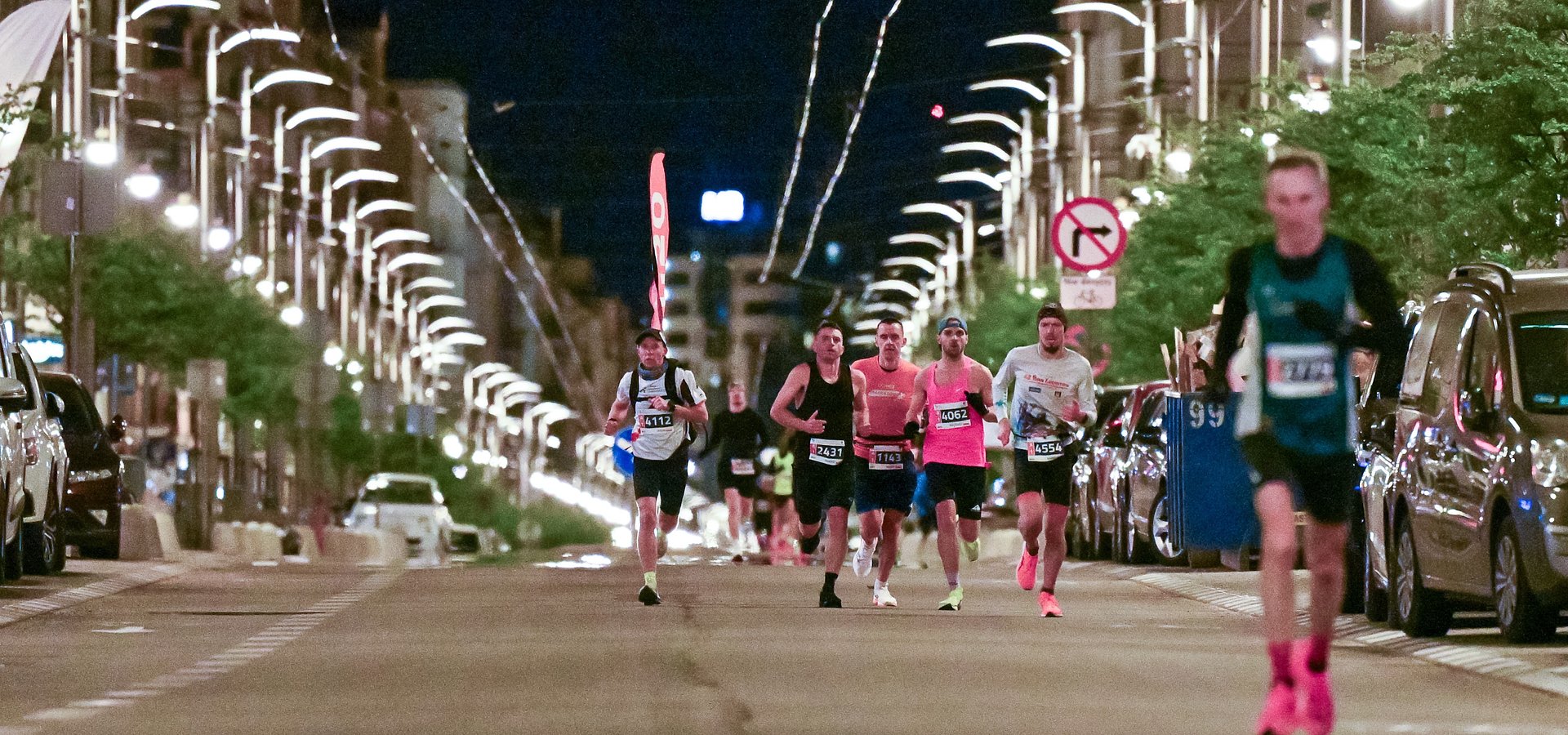 Bieg godny stulecia. 10 tysięcy zawodników na ulicach Gdyni. A do tego punkty kibicowania. Sprawdź zmiany w ruchu samochodowym