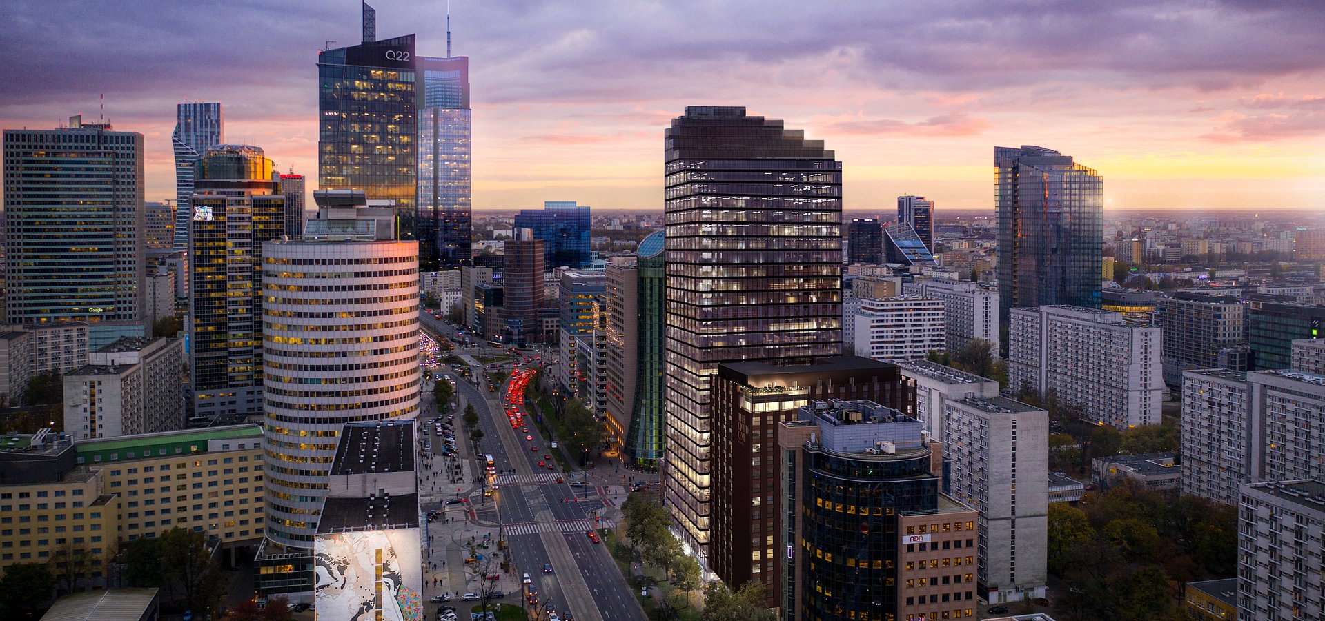 Wiecha na Upper One. Inwestycja wchodzi w kolejną fazę [zdjęcia]