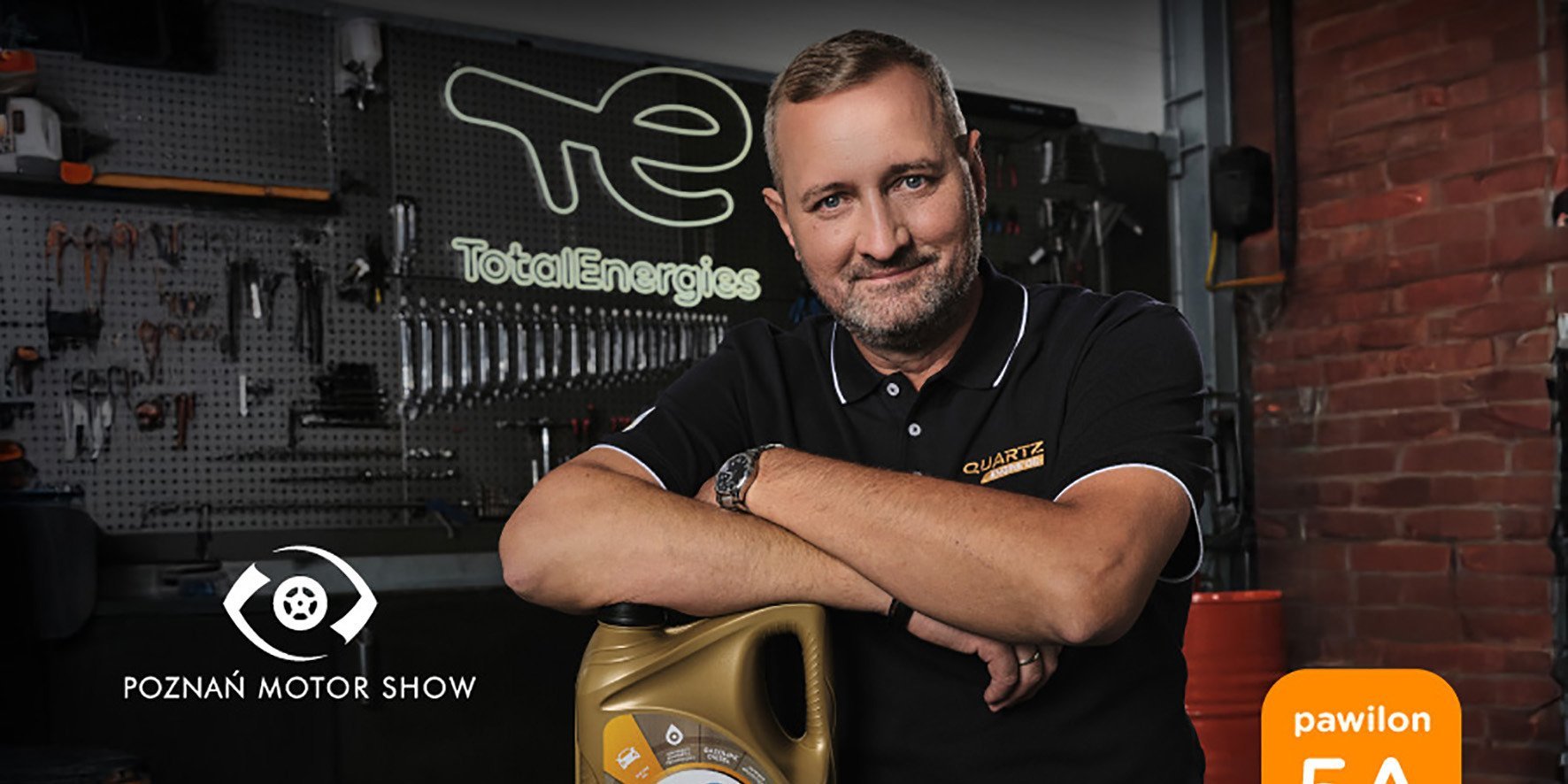 Spotkaj się z Adamem Klimkiem na stoisku TotalEnergies podczas Poznań Motor Show 2026!