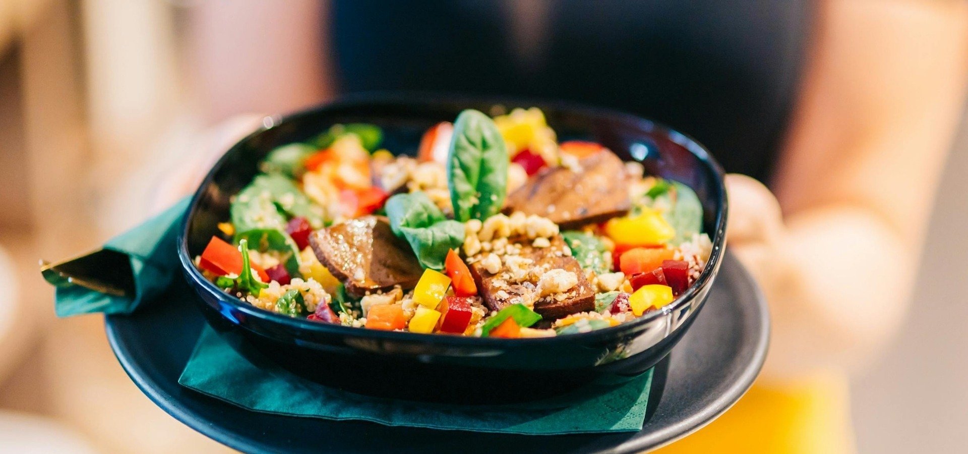 Sodexo Polska jako pierwsza sieć restauracji pracowniczych w Polsce wdrożyła Protein Tracker