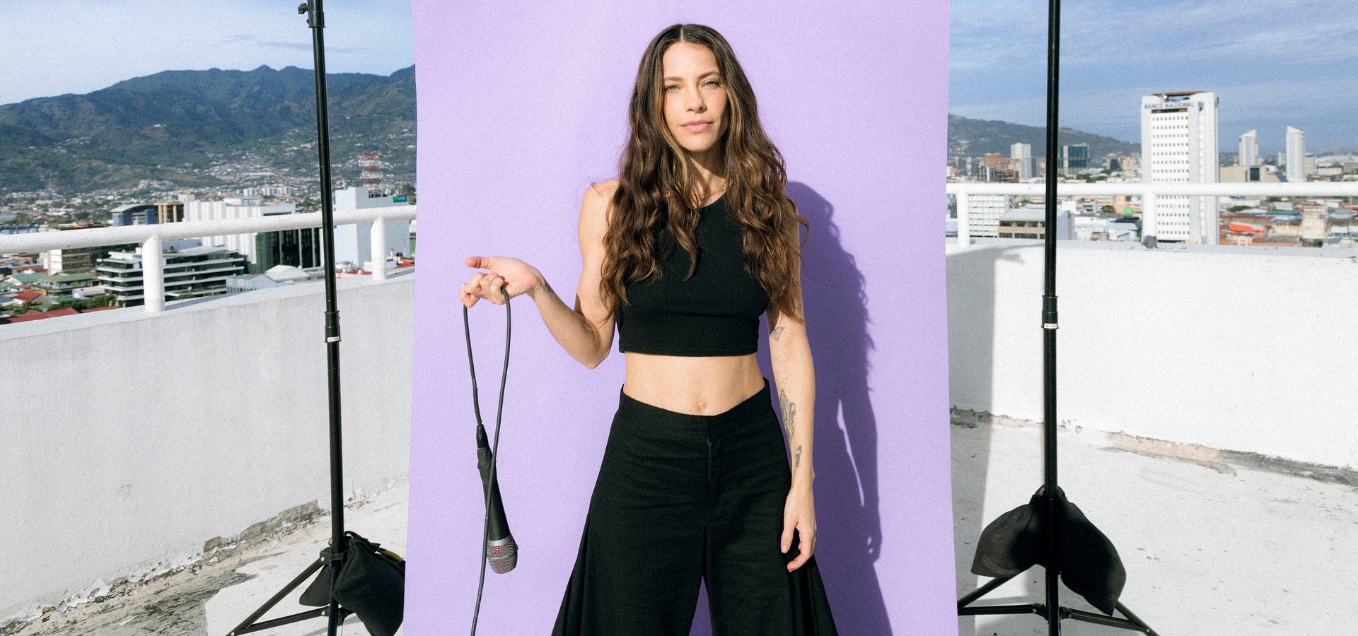 Debi Nova expande “Todo Puede Convertirse en Canción” con una edición Deluxe que incorpora nuevas colaboraciones