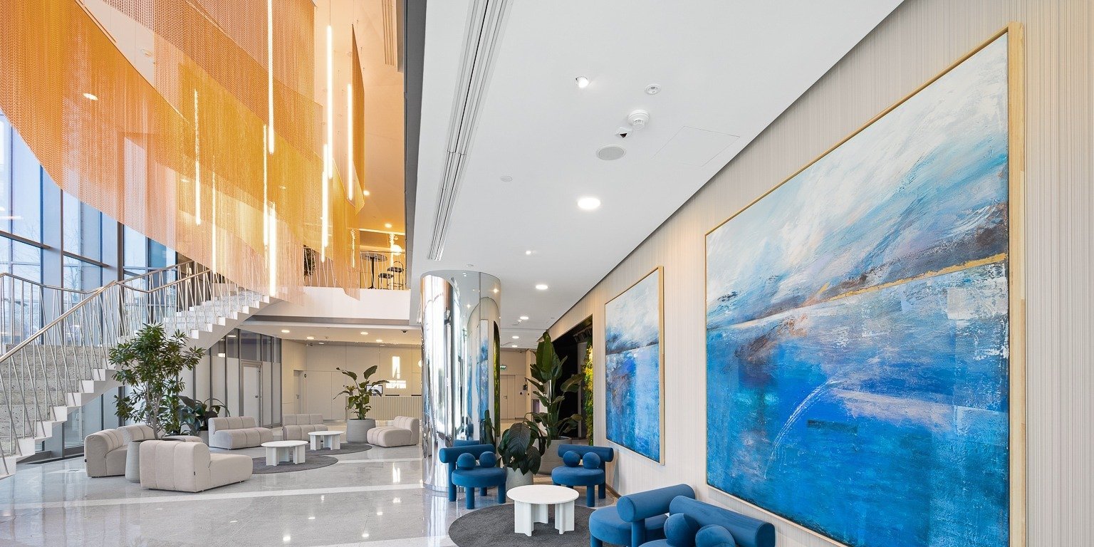 An iconic office building in Gdańsk completes its transformation. The revamped Neptun blends aesthetics, comfort and new technologies