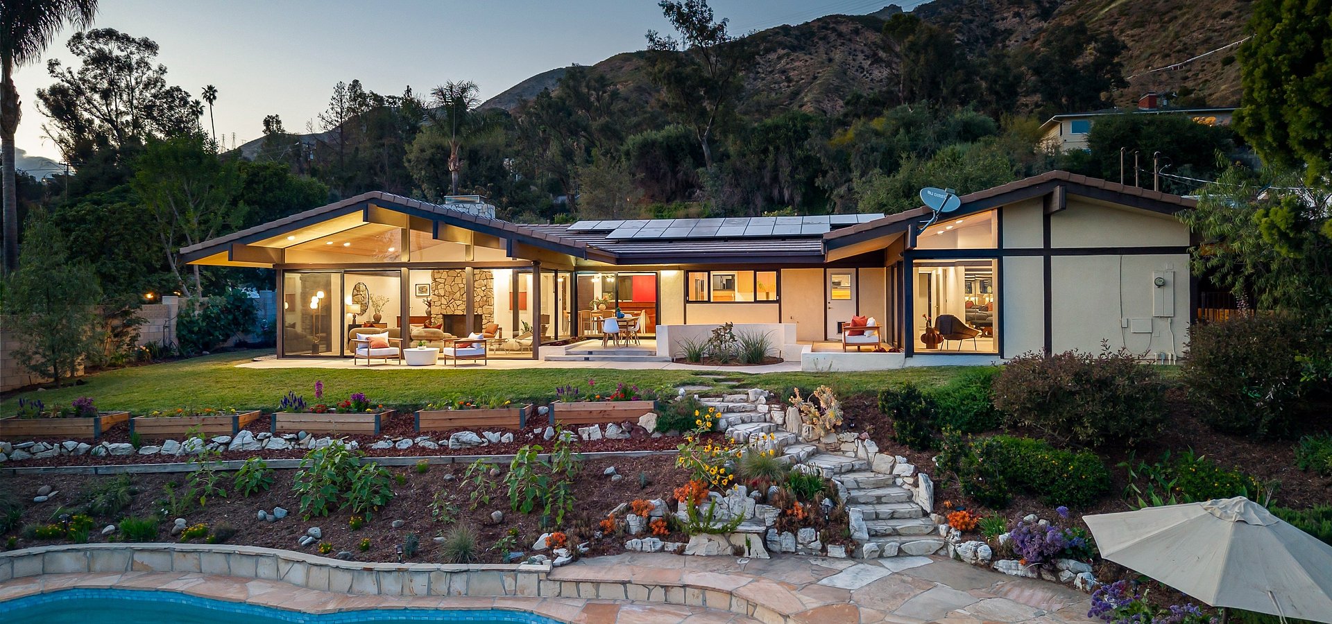 Eaton Fire Survivor: Buff, Smith & Hensman Original on One of Altadena's Premier View Lots Lists for $2,495,000
