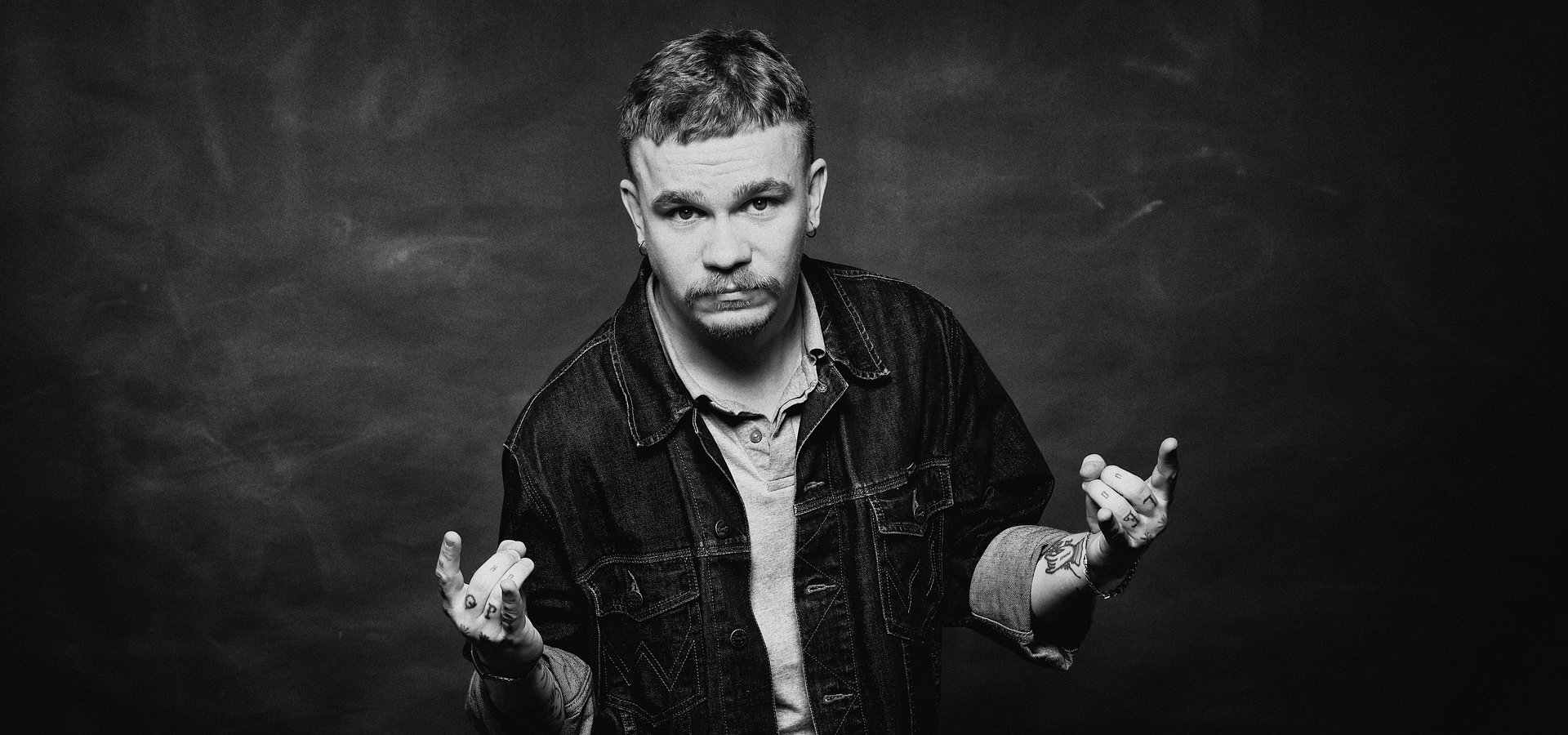 Punkowy poeta. WaluśKraksaKryzys na Małej Scenie!