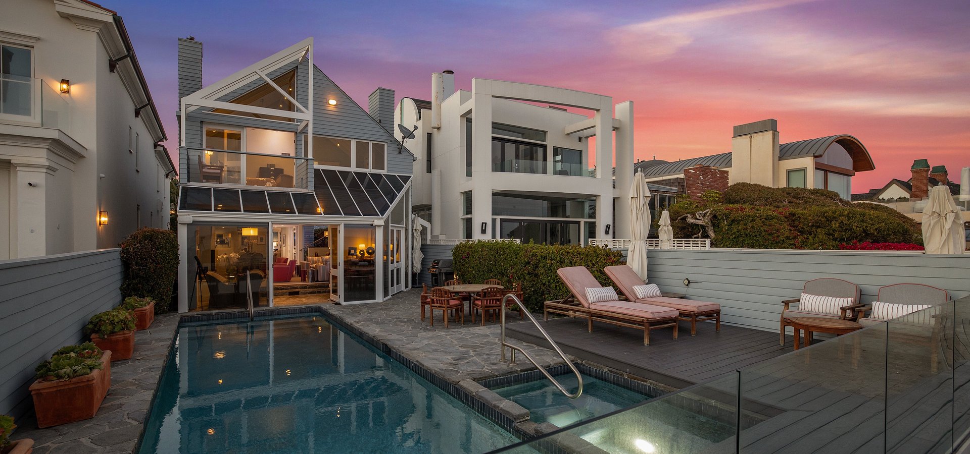 Iconic Joni Mitchell Estate Hits The Malibu Colony Beachfront Market for $26.995 Million