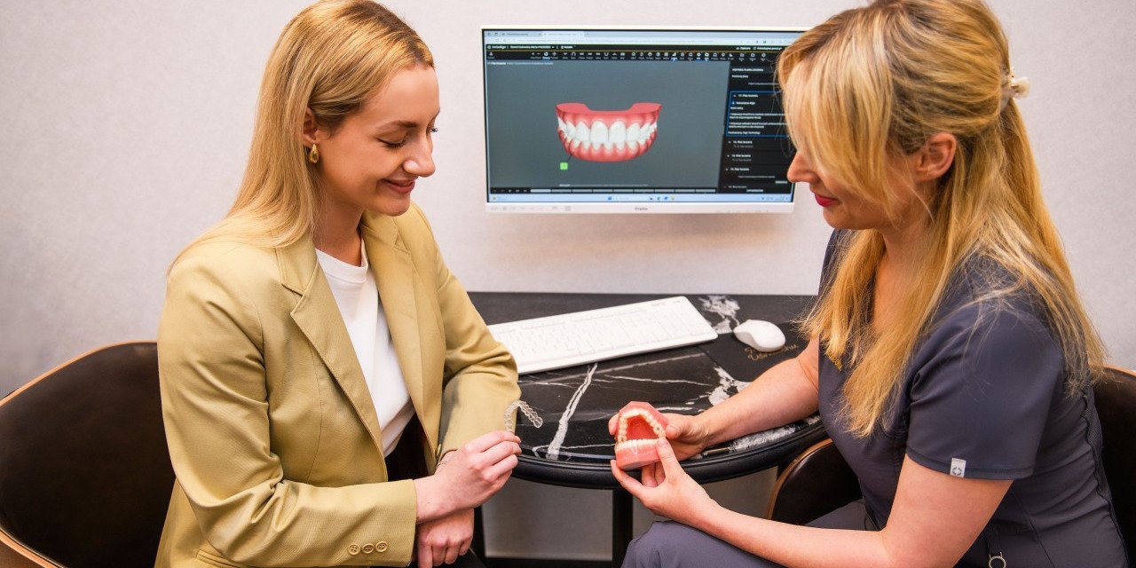 Już nie Hollywood smile. Nowy trend jest droższy i... niedostrzegalny