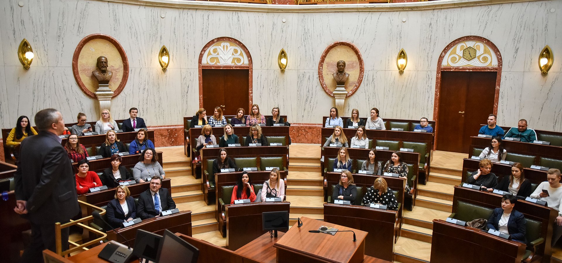 Studenci Bankowej na zajęciach w Śląskim Urzędzie Wojewódzkim
