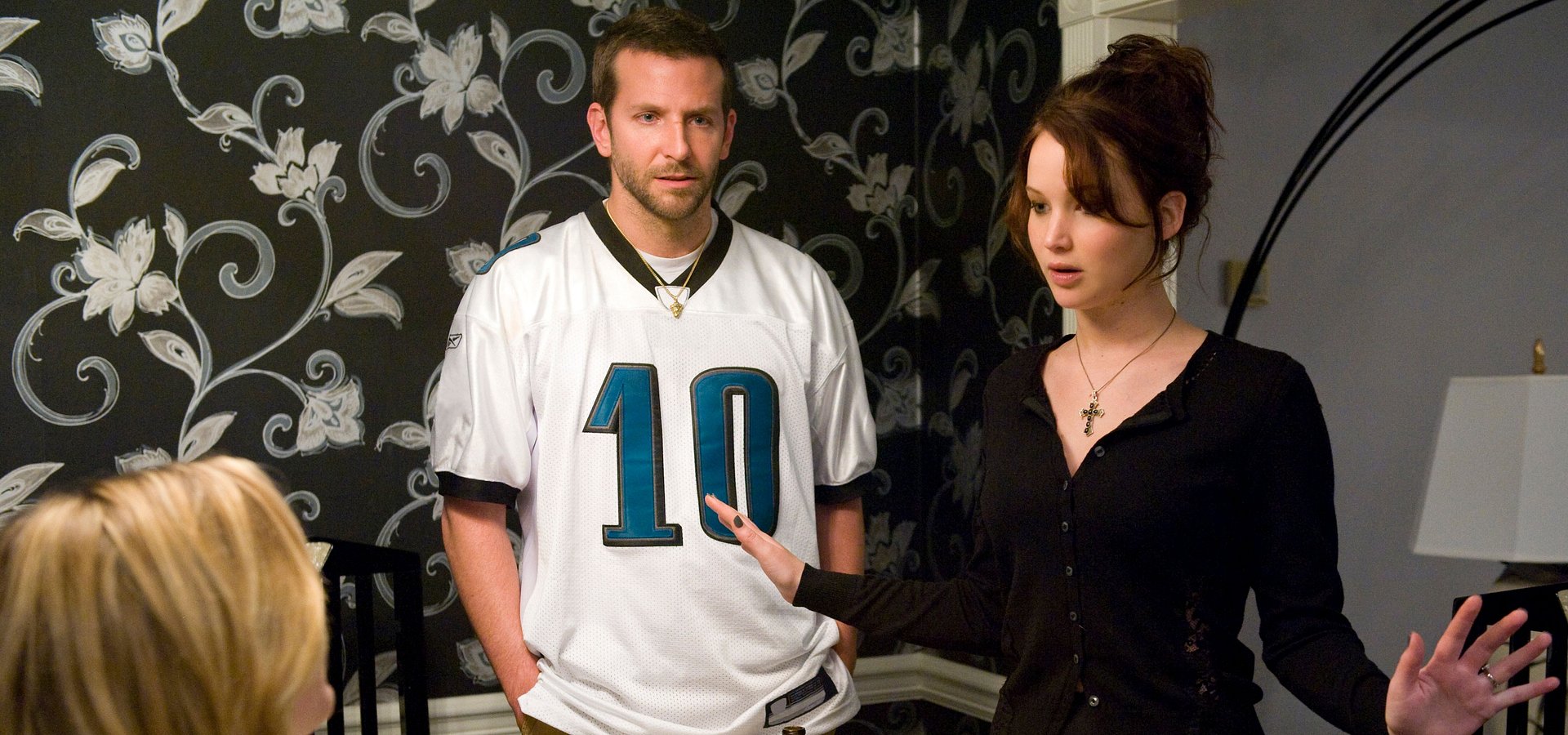 ‘GUIA PARA UM FINAL FELIZ’: FILME PROTAGONIZADO POR JENNIFER LAWRENCE E BRADLEY COOPER EM ESTREIA NA FOX LIFE
