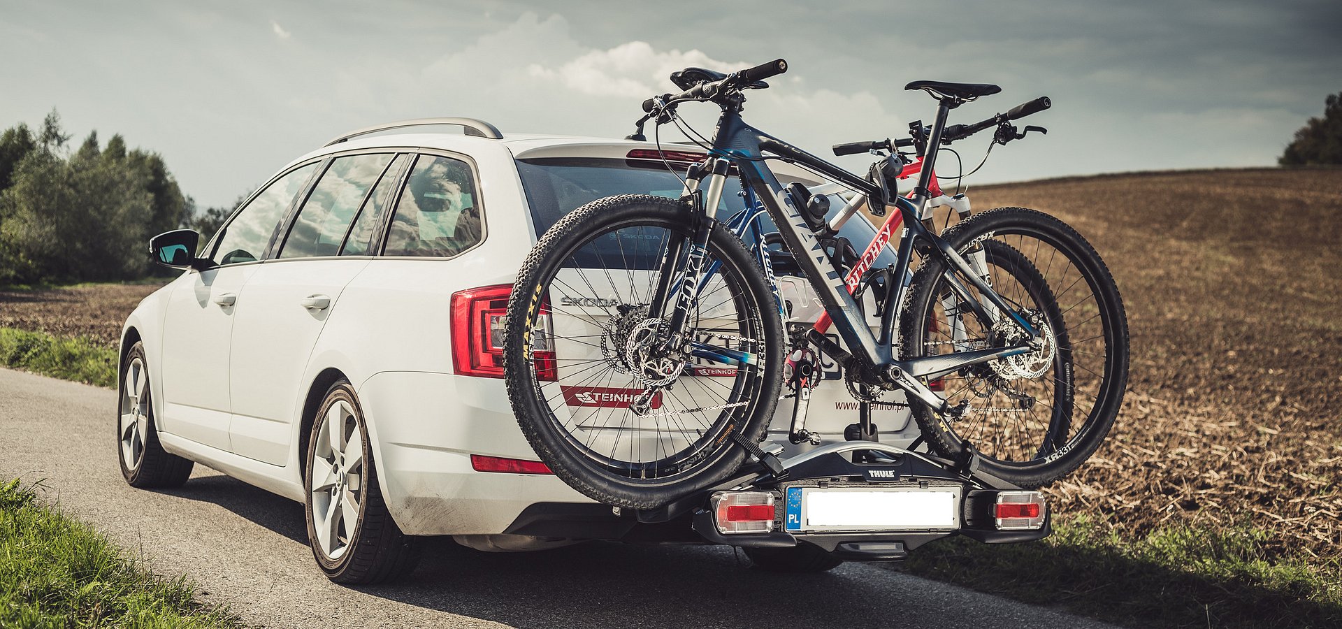 Jak wybrać odpowiedni bagażnik rowerowy na samochód?