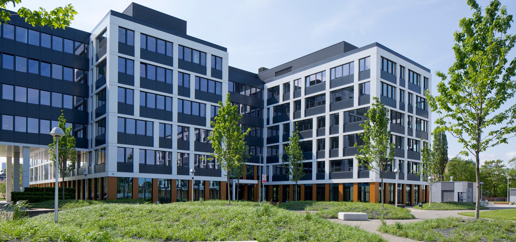 Another tenant for Business Garden