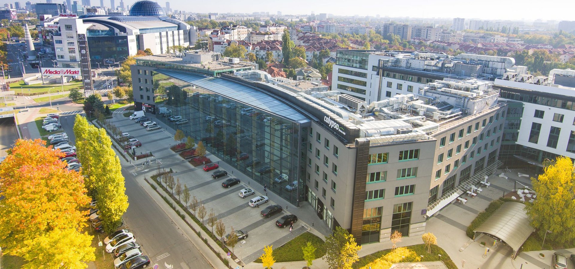 Adgar wspólnie z JLL