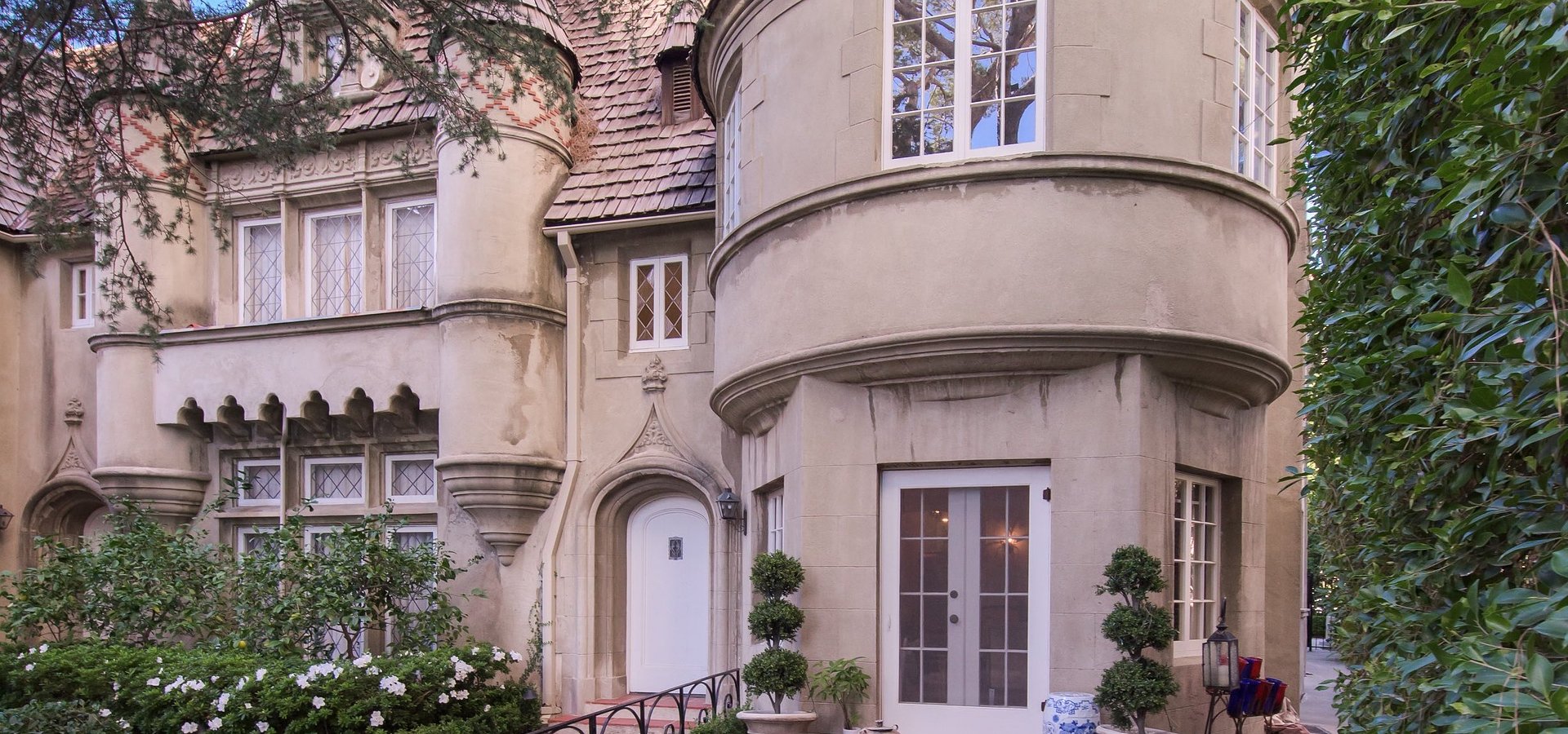 Coldwell Banker Realty Lists Condominium in Historic Los Angeles Building for $1.499 Million