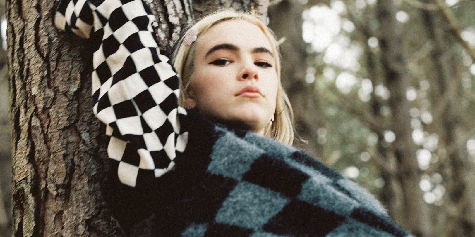 Debiut BENEE już jest! Posłuchaj „Hey u x”