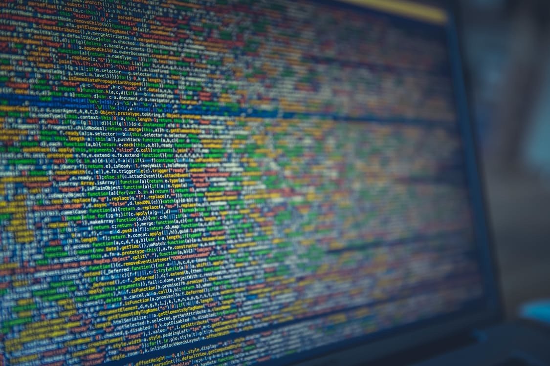 home.pl rozwija umiejętności pracowników. Konsultanci nauczą się programować
