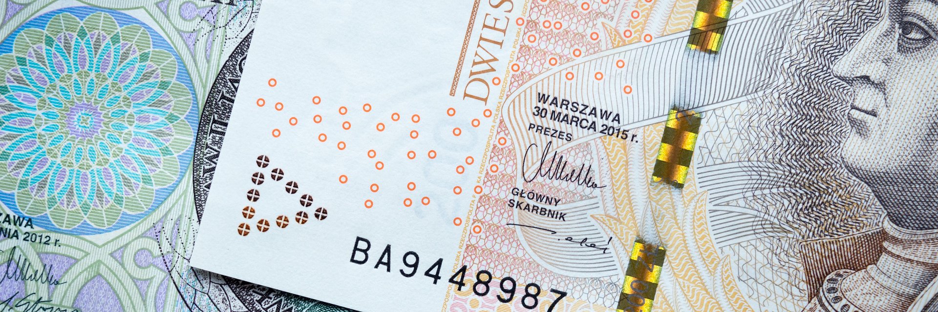 Rosną oszczędności Polaków. Zgromadziliśmy już 2 biliony zł