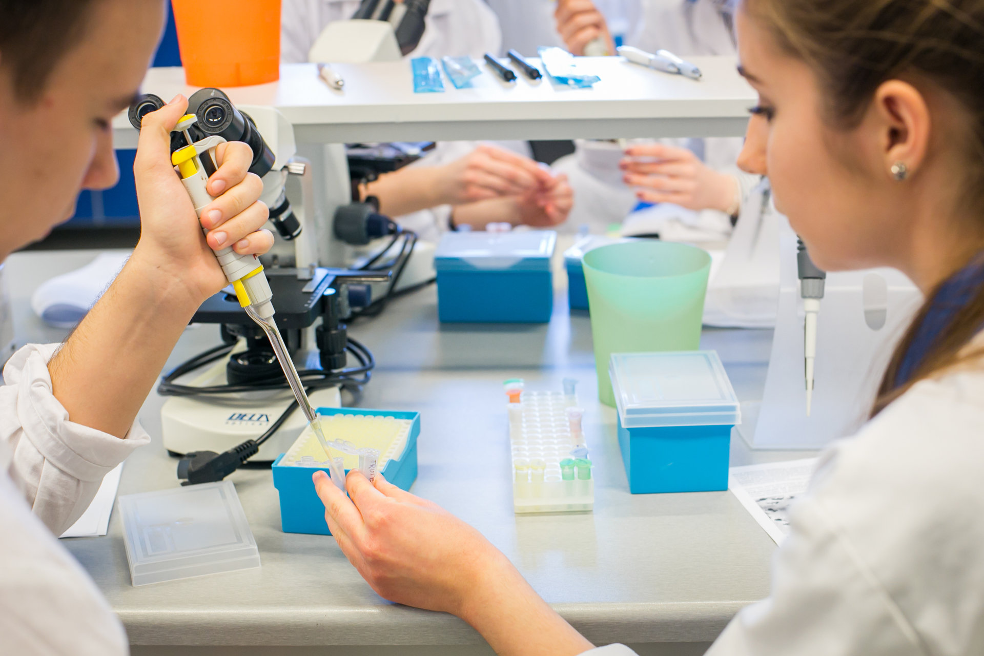 Nauka bez tajemnic – rusza ADAMED SmartUP Academy współorganizowane z Wydziałem Chemicznym Politechniki Warszawskiej