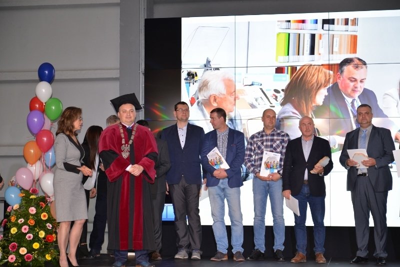 Kronospan prowadzi unikatowy uniwersytet dziecięcy