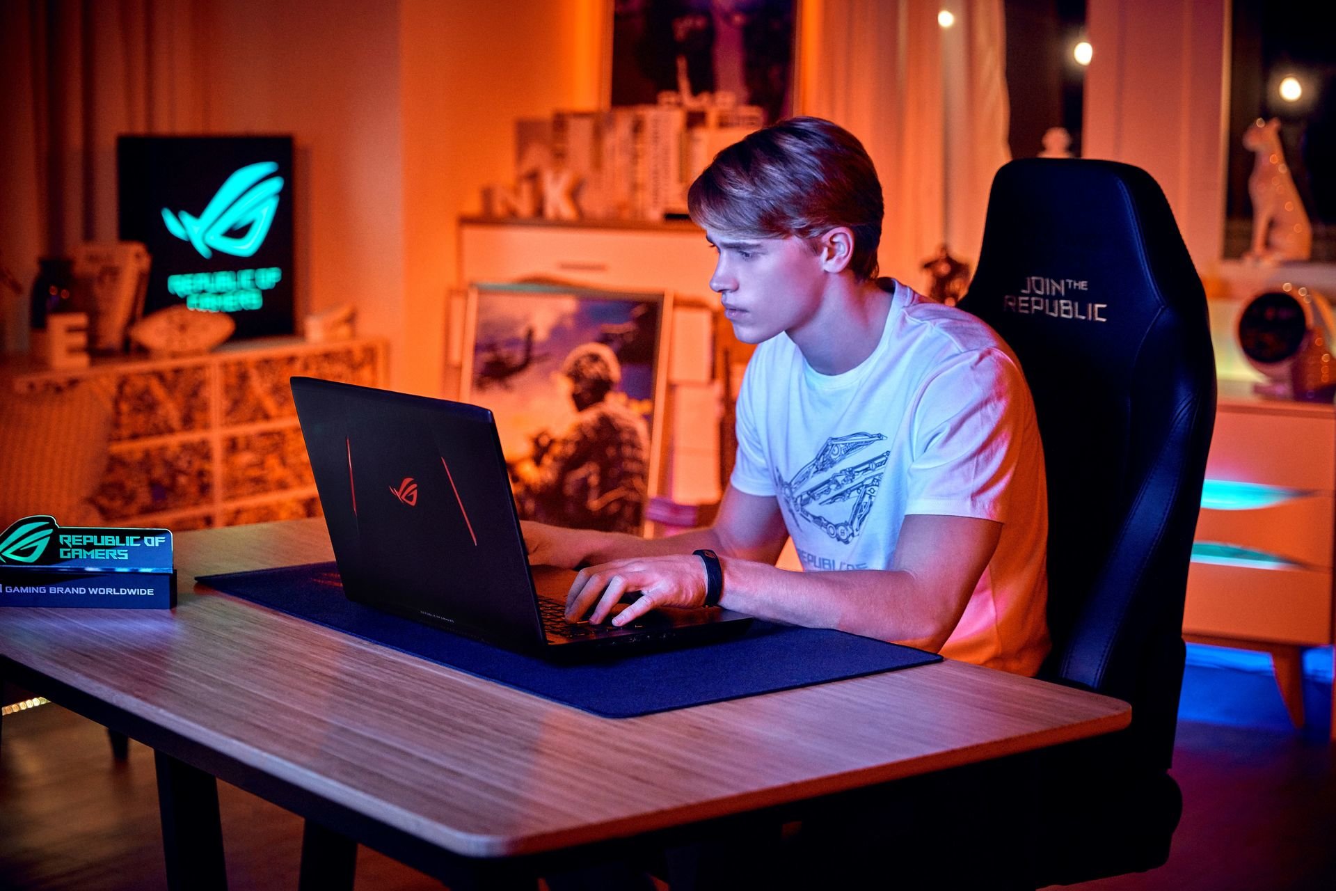 ASUS Republic of Gamers Strix GL702ZC – przebudzona moc ośmiu rdzeni